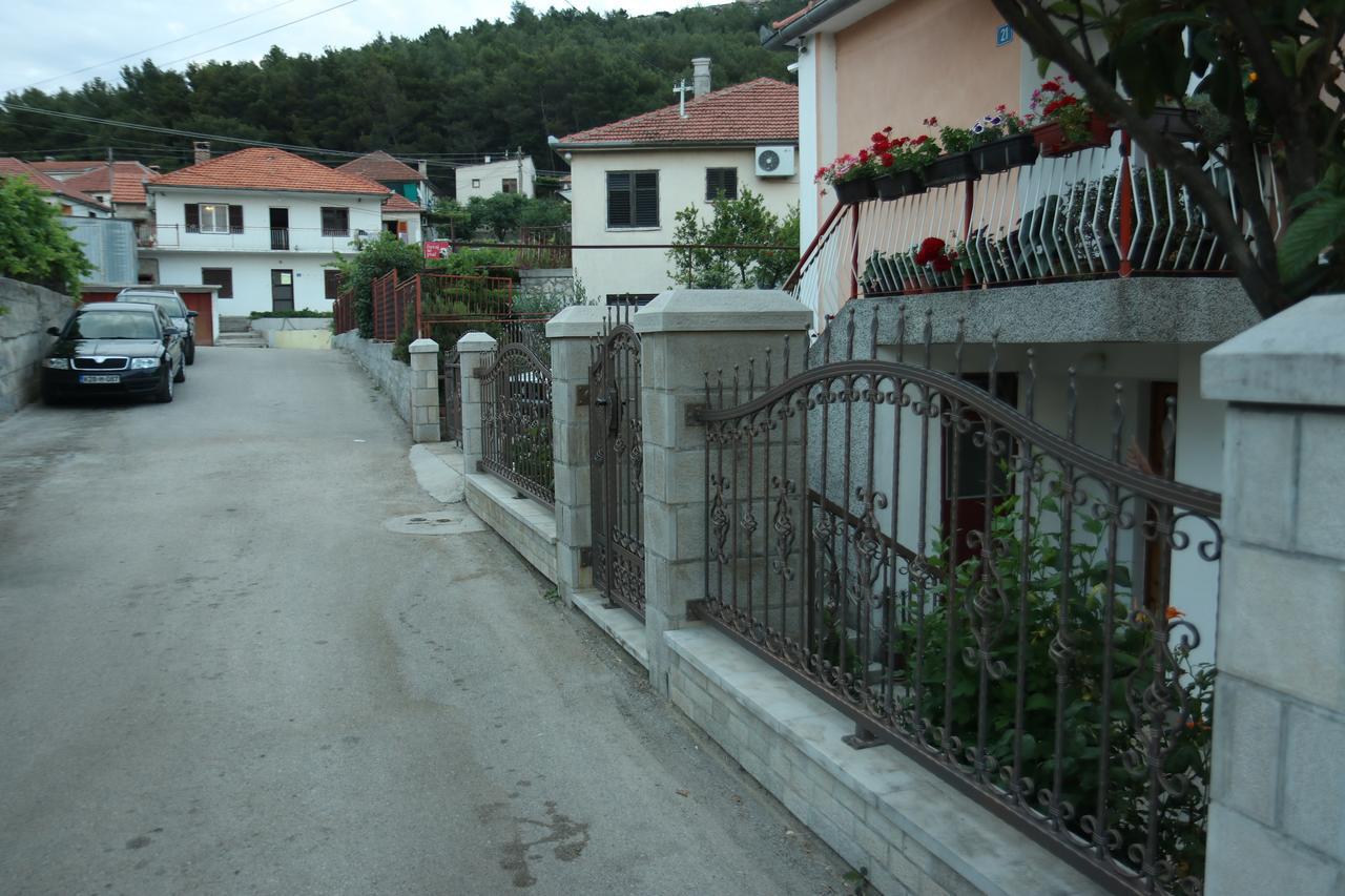 Sobe Mira Daire Trebin Dış mekan fotoğraf