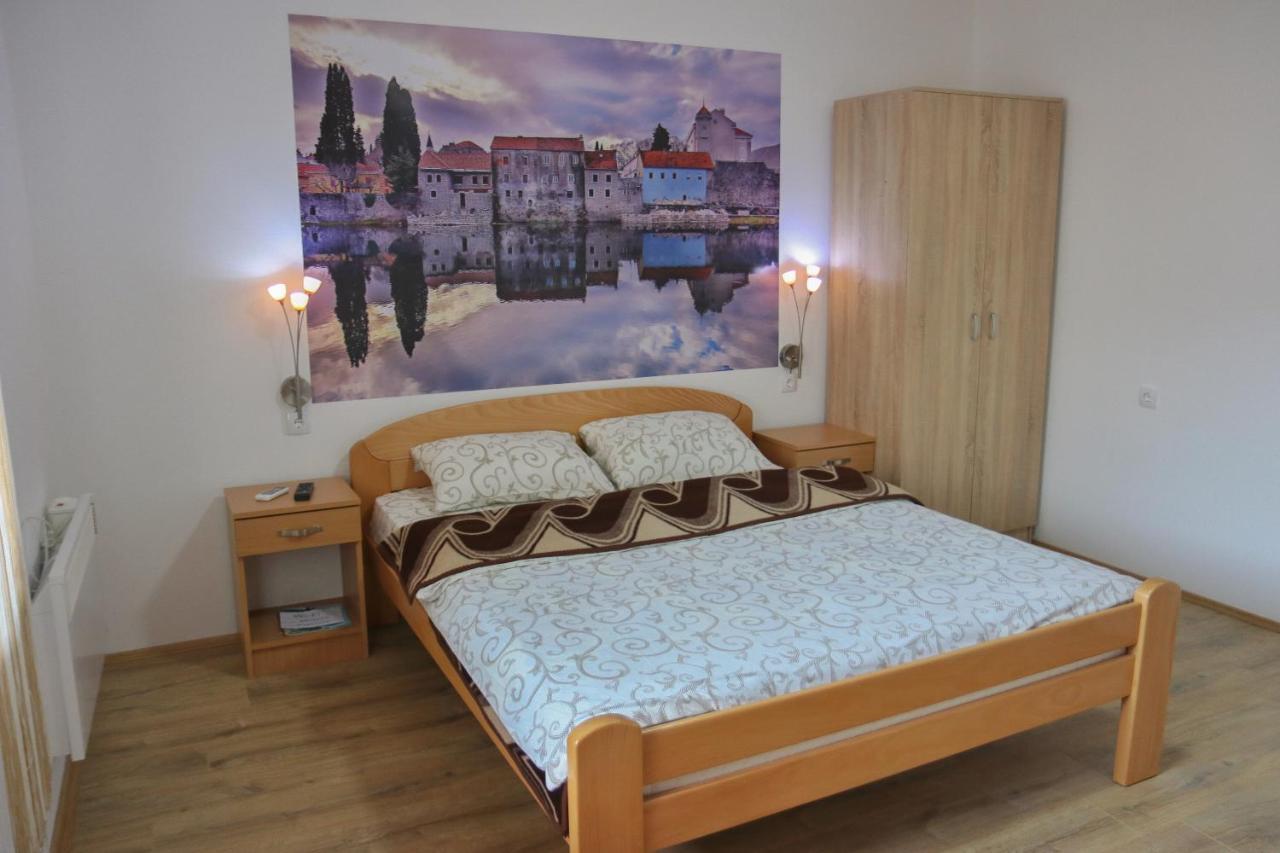 Sobe Mira Daire Trebin Dış mekan fotoğraf