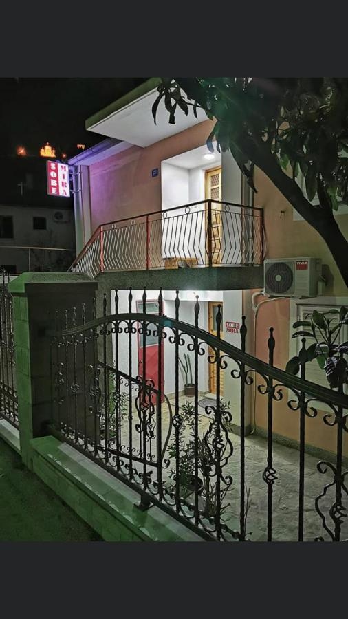 Sobe Mira Daire Trebin Dış mekan fotoğraf